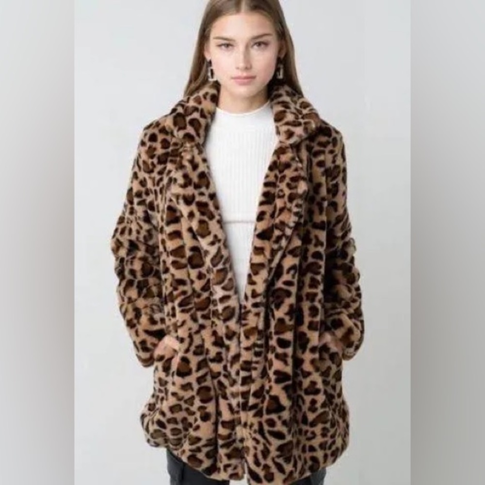 Love Tree Leopard Print Trench Coat